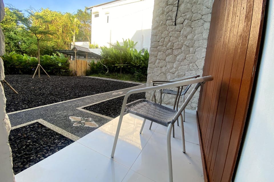 Balcony/Terrace, Garden view