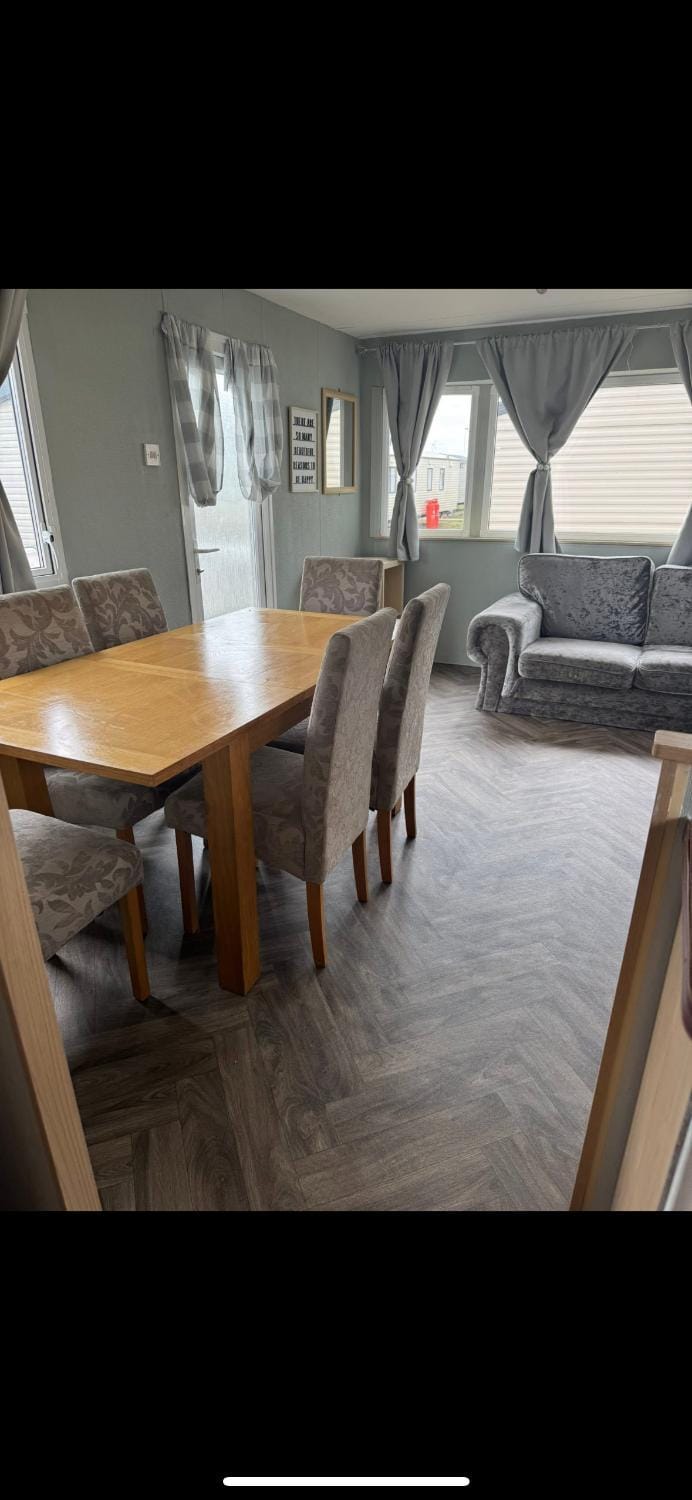 Seawick Staycay Campground/ 
RV Resort in Tendring District