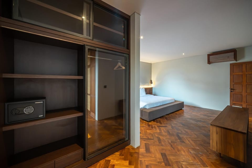 Bed, Bedroom, wardrobe