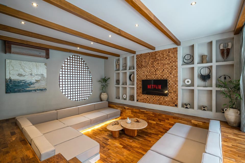 Communal lounge/ TV room, Communal lounge/ TV room, Game Room, TV and multimedia, Living room, Seating area