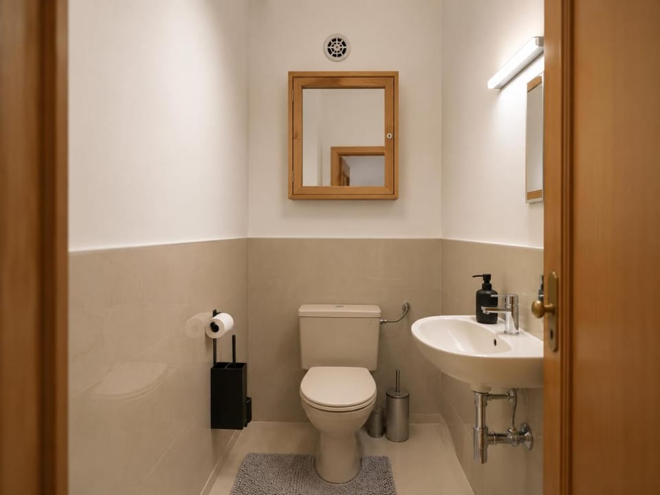 Toilet, Bathroom