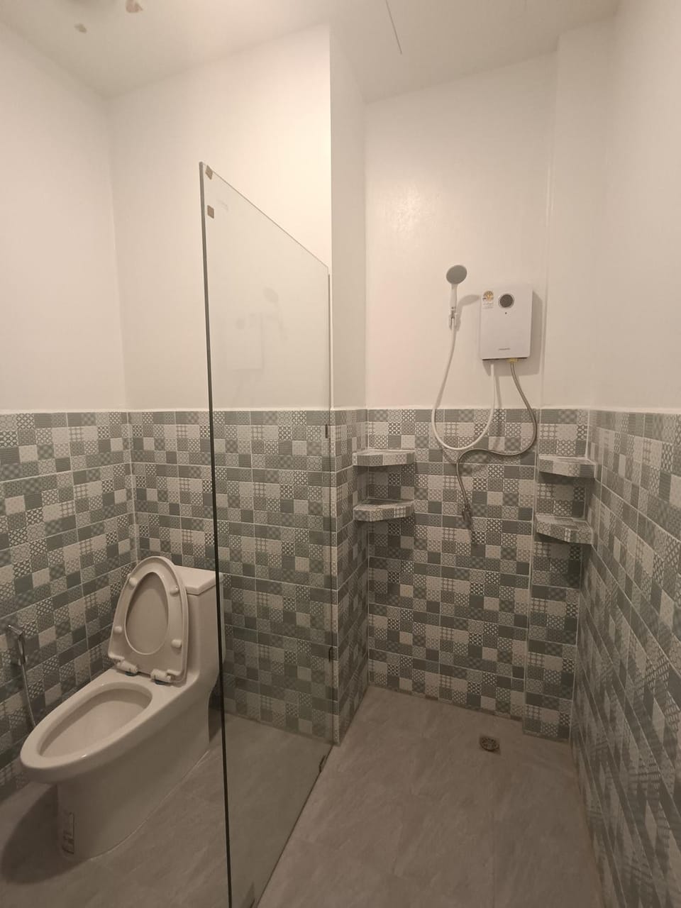 Shower, Toilet, Bathroom