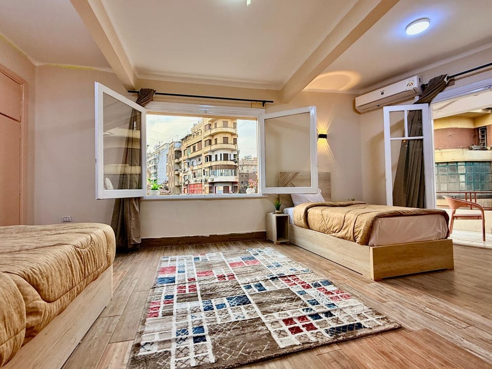 Bed, Living room, Photo of the whole room, Seating area, Bedroom