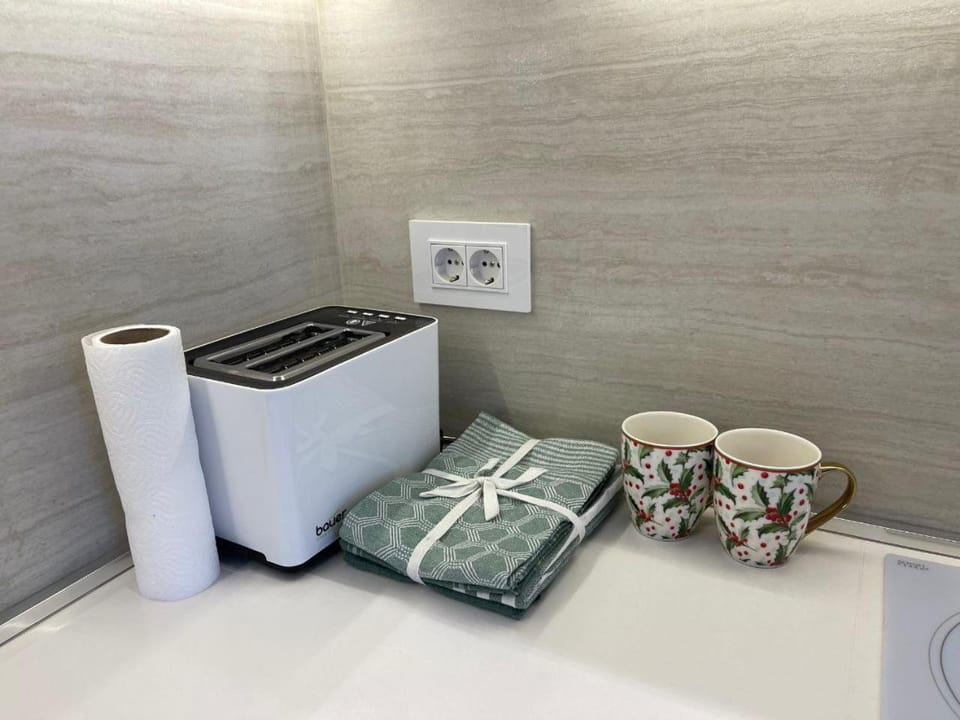 Kitchen or kitchenette, Communal kitchen, kitchen, kitchen