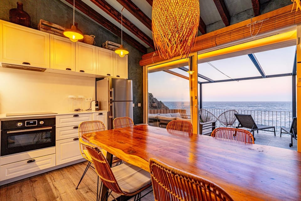 Kitchen or kitchenette, Sunset, kitchen