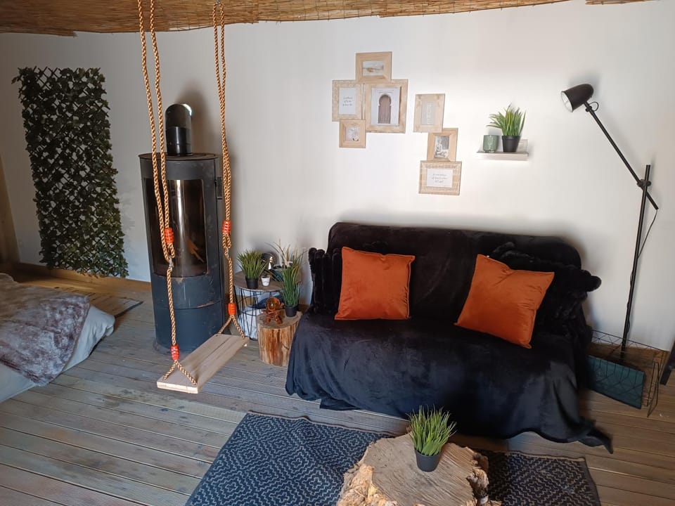 Cabane cozzi dépendance à la ferme avec jacuzzi Chalet in Finistere