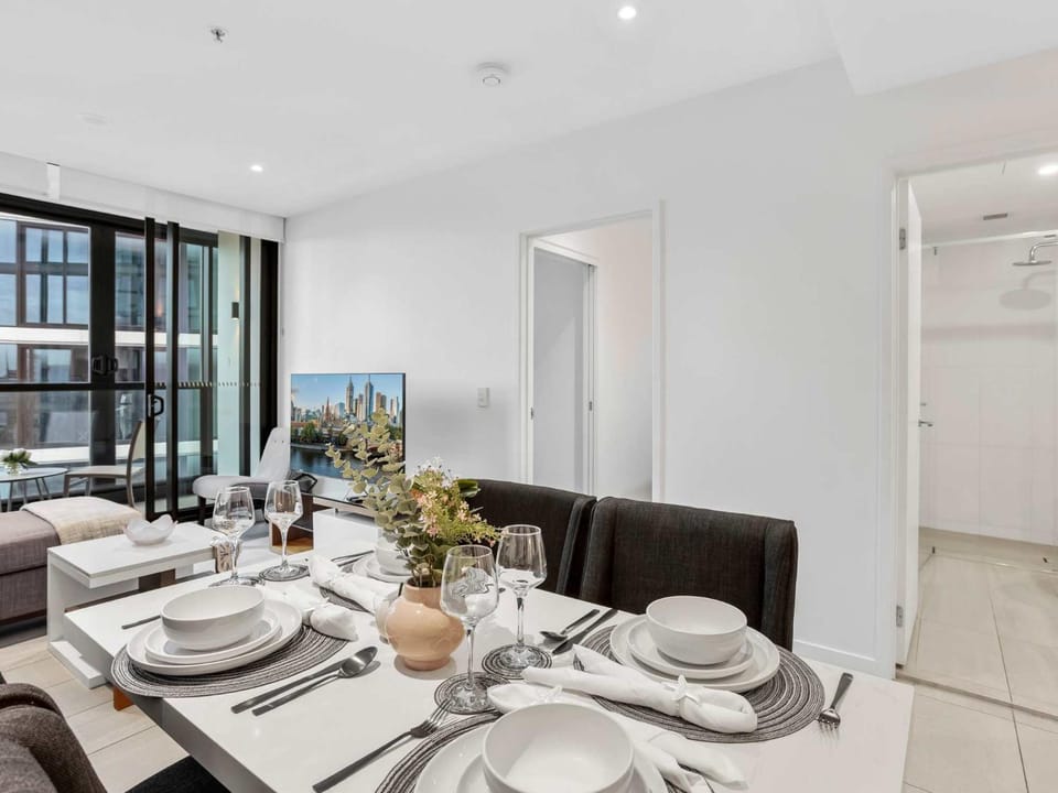 Stylish Valley Stay in Brisbane City Hub Apartment in Brisbane