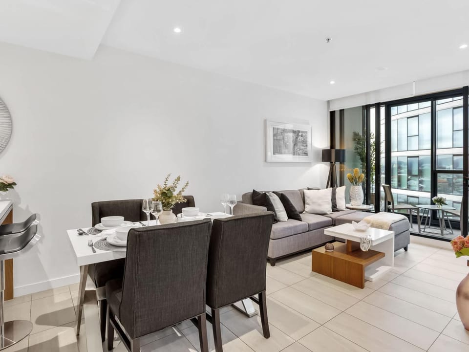 Stylish Valley Stay in Brisbane City Hub Apartment in Brisbane