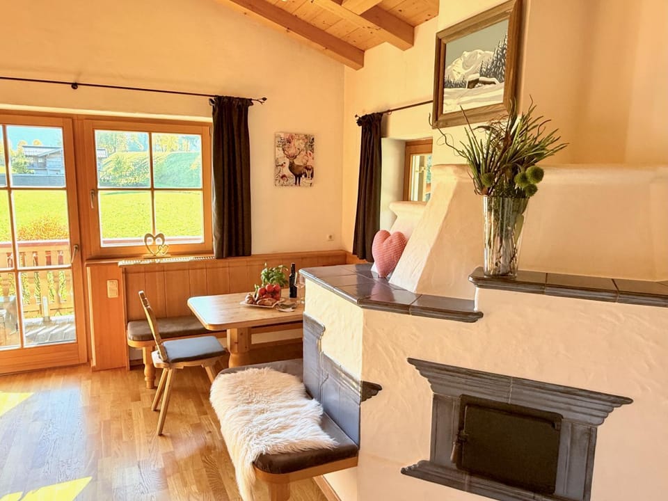 Auhäusl Residence for 6 with private Sauna by Belle-Stay Apartment in Kitzbuhel