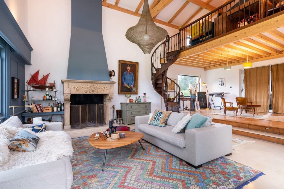 L’Intemporel Bright family home with exceptional pool and view House in Auvergne-Rhône-Alpes