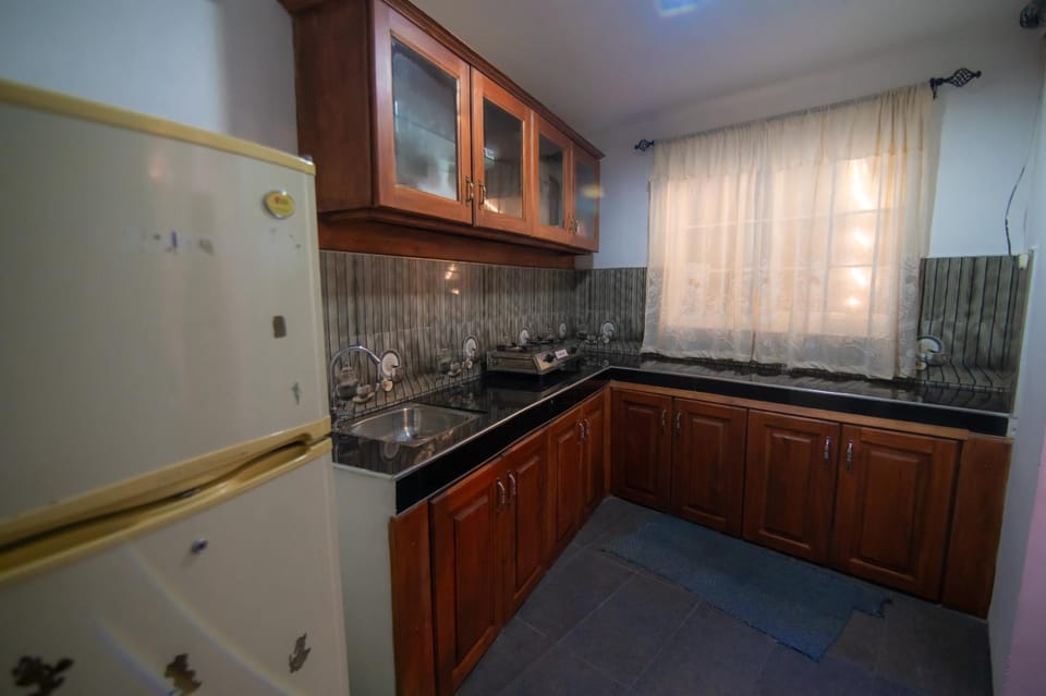 Kitchen or kitchenette, Communal kitchen, kitchen