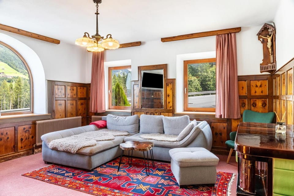 Property building, Living room