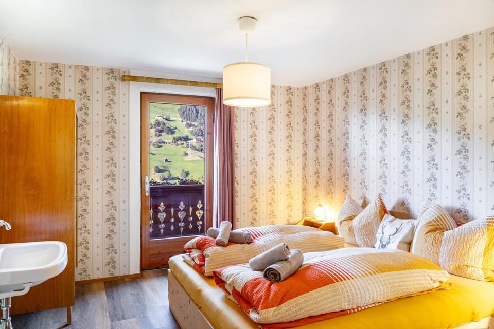 Living room, Bedroom