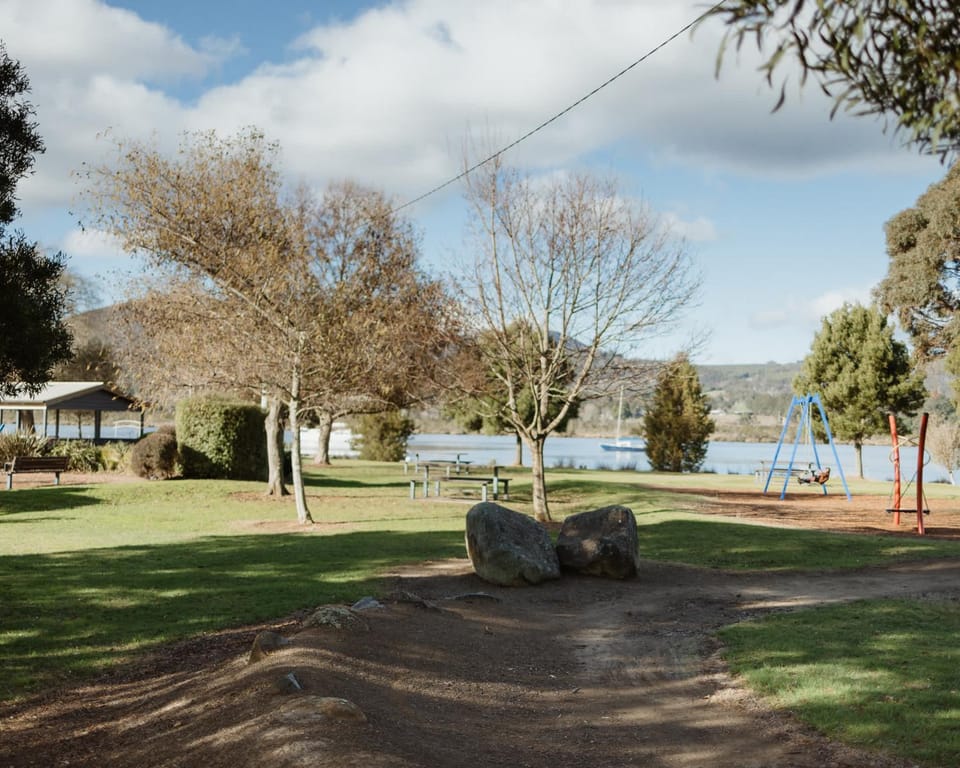 Nearby landmark, Day, Natural landscape, Children play ground, River view
