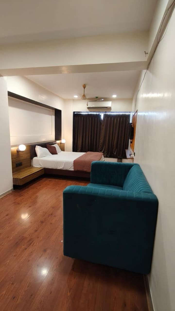 Hotel Grand Exceluss Hotel in Gujarat