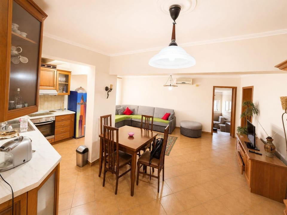 Tona Apartment 01 Apartment in Tirana