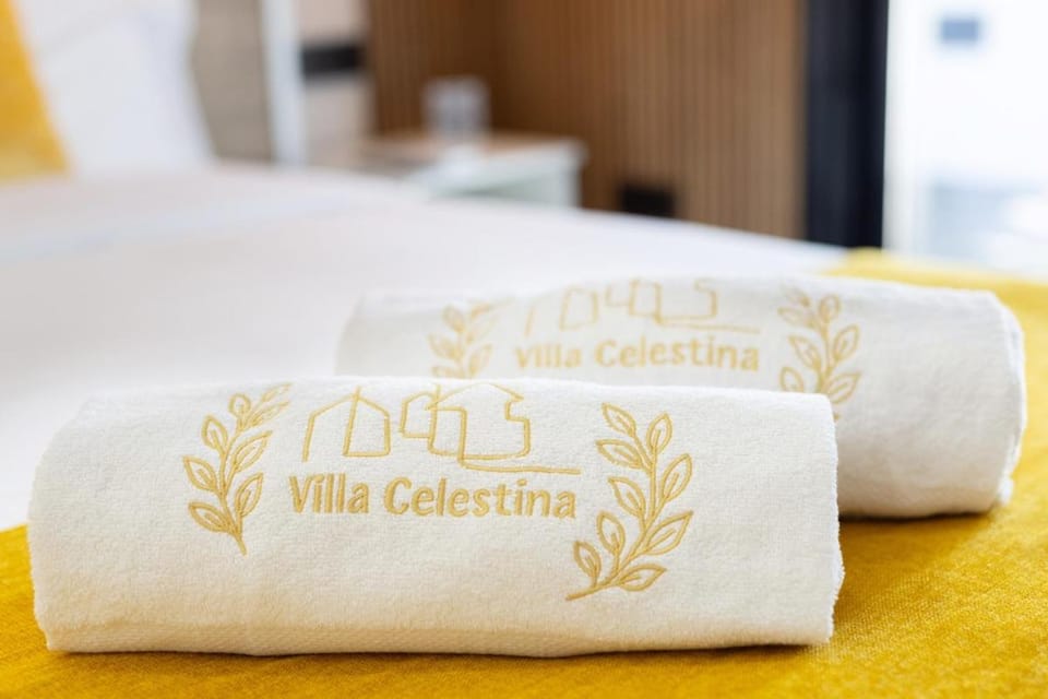 Decorative detail, Decorative detail, towels, towels
