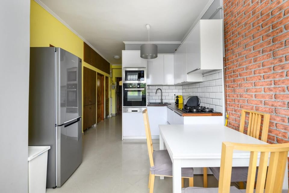 Buda Breeze 1BDR w AC by NW Apartment in Budapest