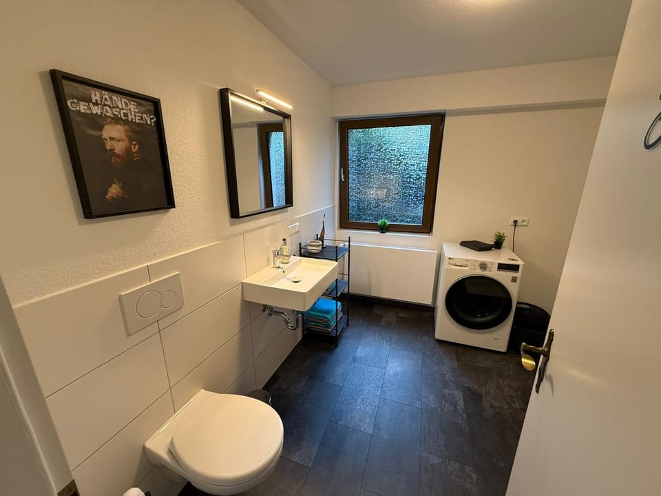 Bathroom, washing machine