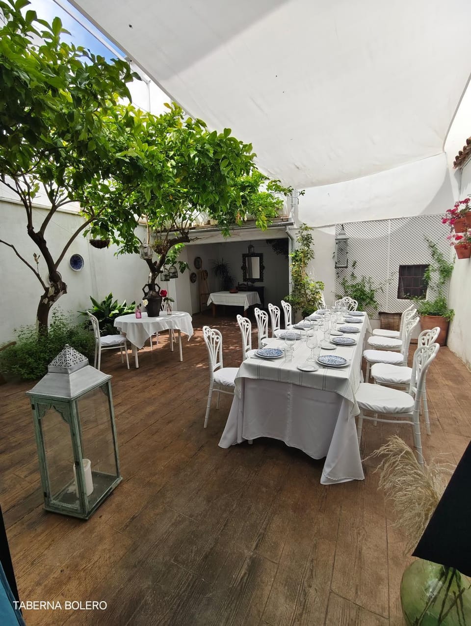 Patio, Restaurant/places to eat