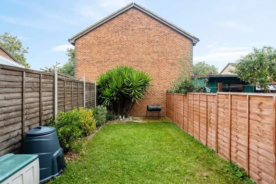Premium Hideaway 2Bed Home with Garden Free Parking House in London Borough of Southwark