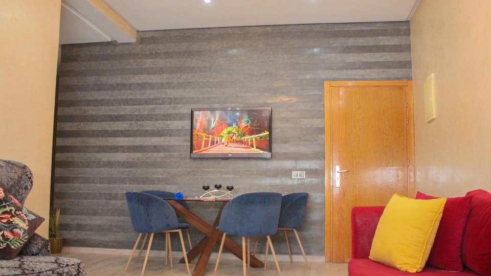 TV and multimedia, Dining area