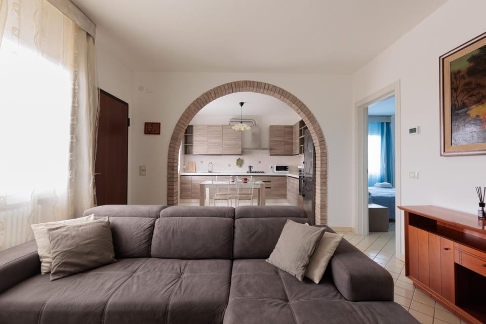 Kitchen or kitchenette, Living room, Seating area