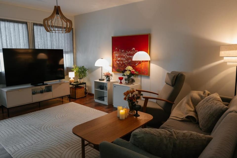 Communal lounge/ TV room, TV and multimedia, Photo of the whole room, Seating area, Evening entertainment