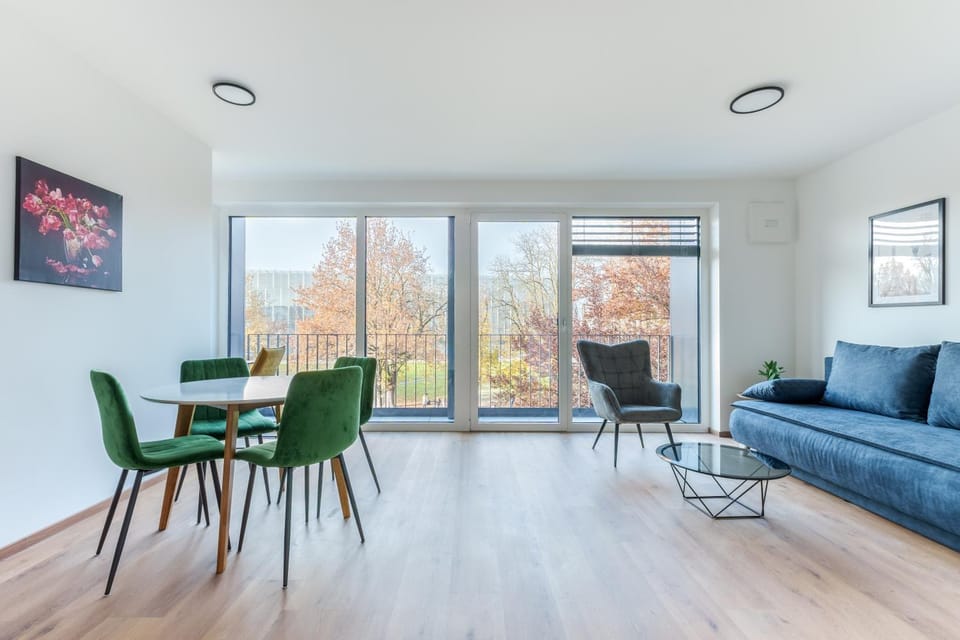 View (from property/room), Living room, Dining area