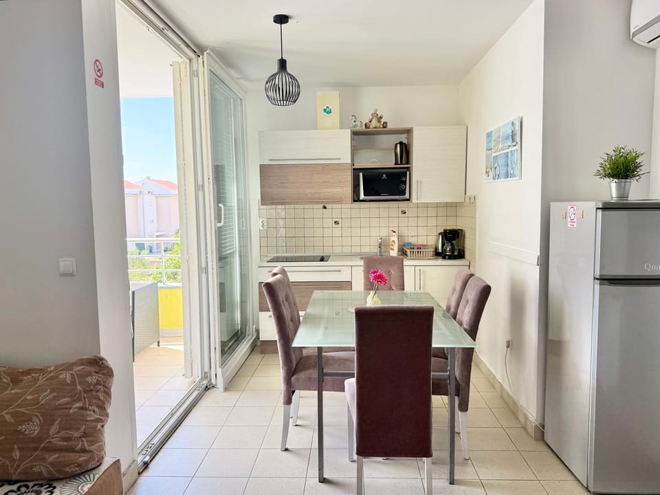 Dining area, kitchen, kitchen