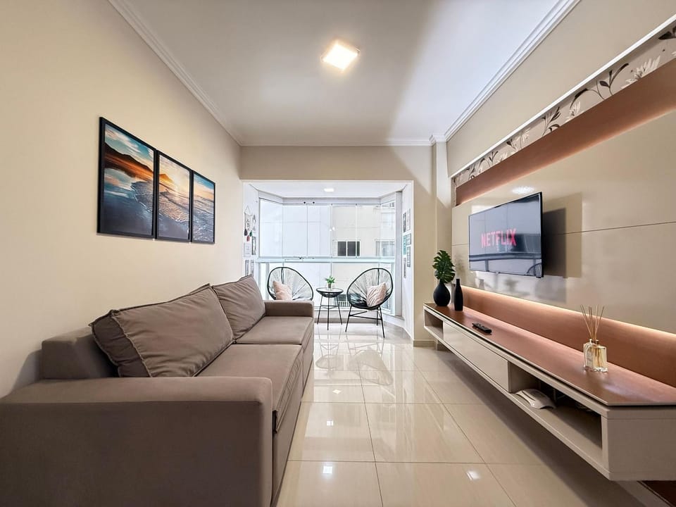 Communal lounge/ TV room, TV and multimedia, Living room, Seating area