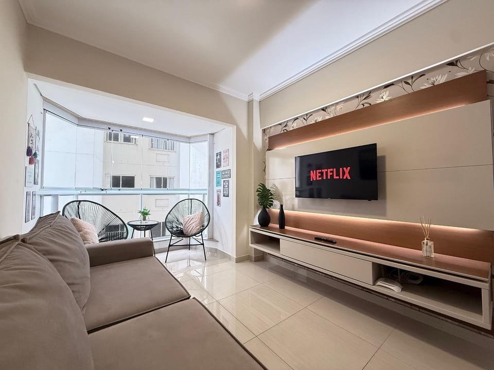 Communal lounge/ TV room, TV and multimedia, Living room, Seating area