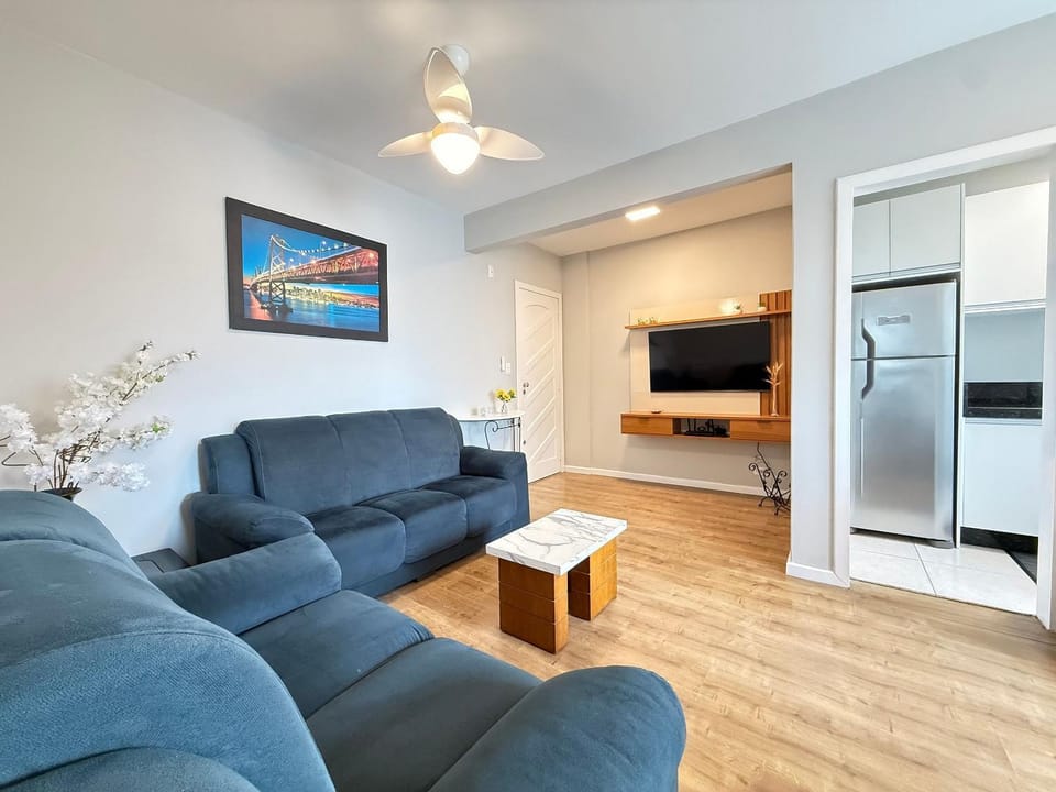 IB02 - Full Apartment, New Kitchen, Near the Beach Apartment in Camboriú