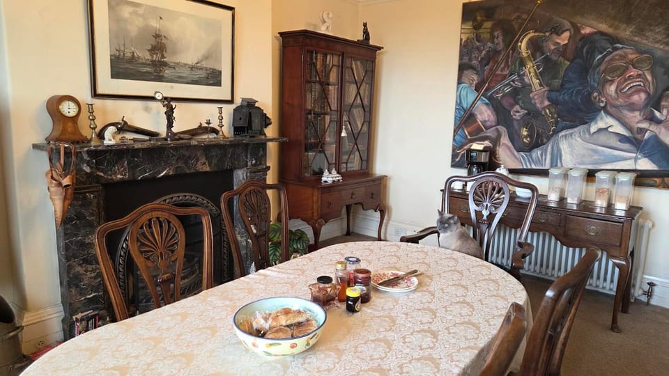 Coffee/tea facilities, Food and drinks, Decorative detail, Dining area, Food, Breakfast
