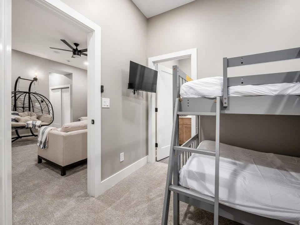 New Build OSU Short North Dtown House in Ohio