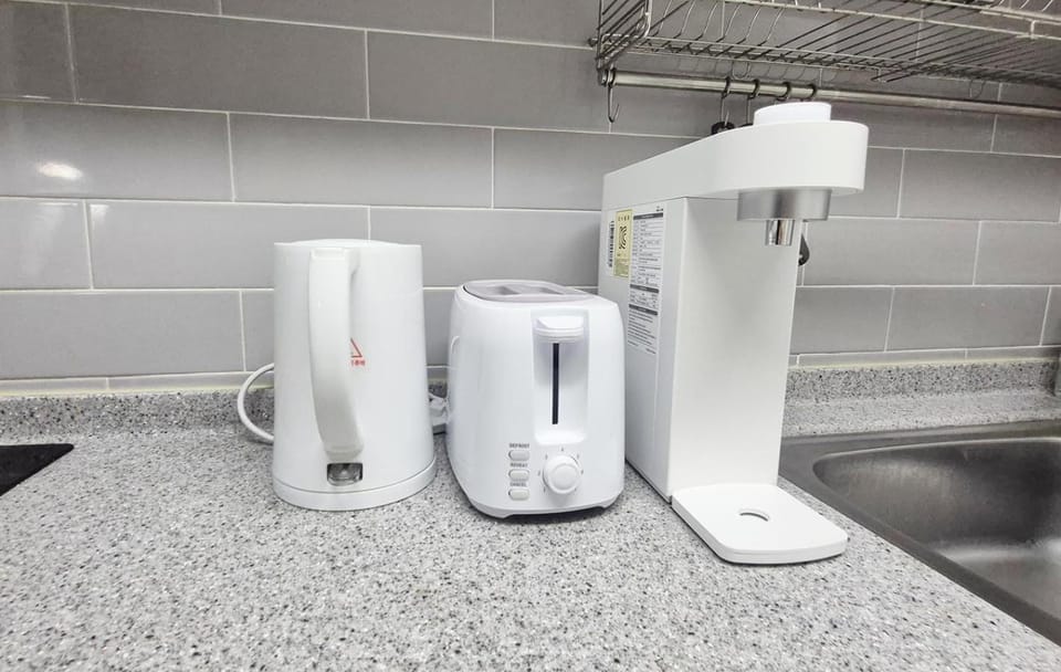 Coffee/tea facilities, Kitchen or kitchenette, toaster