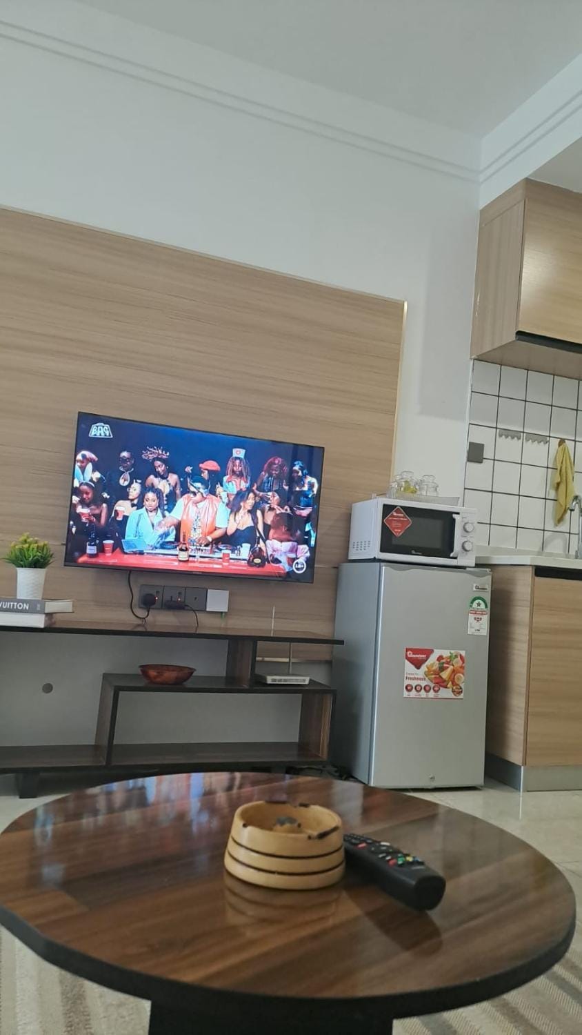 Communal lounge/ TV room, Evening entertainment