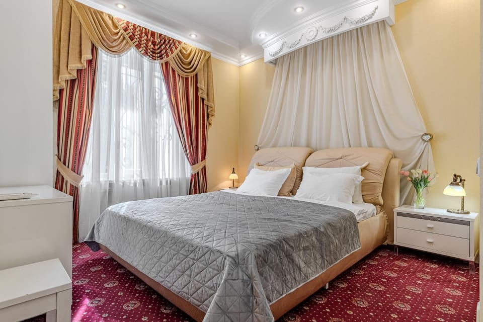 Bed, Photo of the whole room
