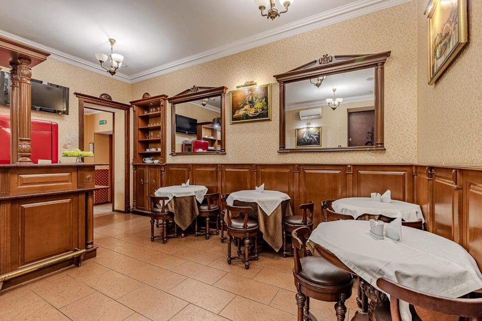 Lounge or bar