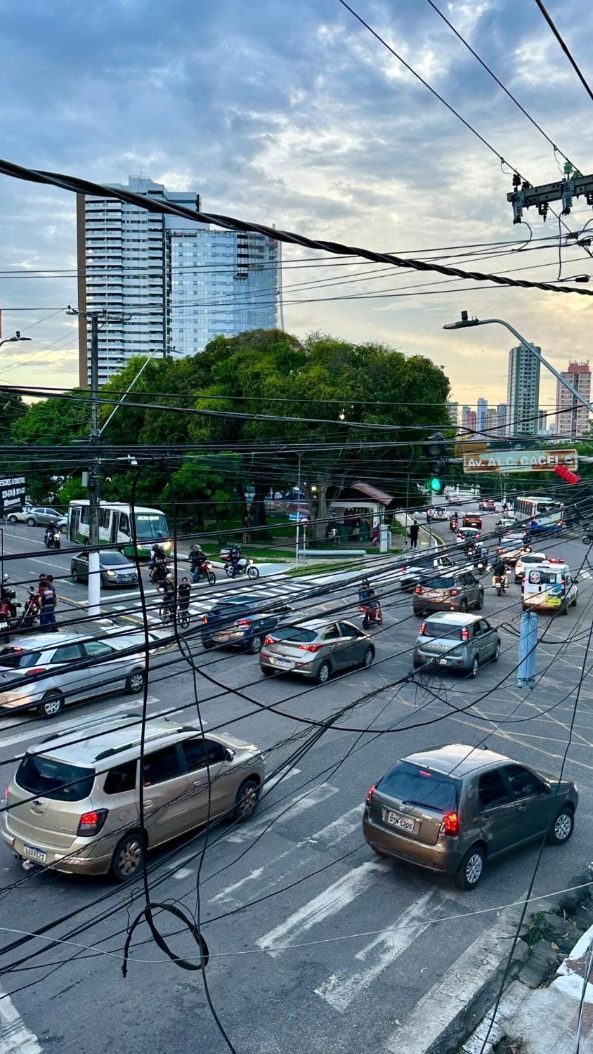 Day, Neighbourhood, City view, Street view