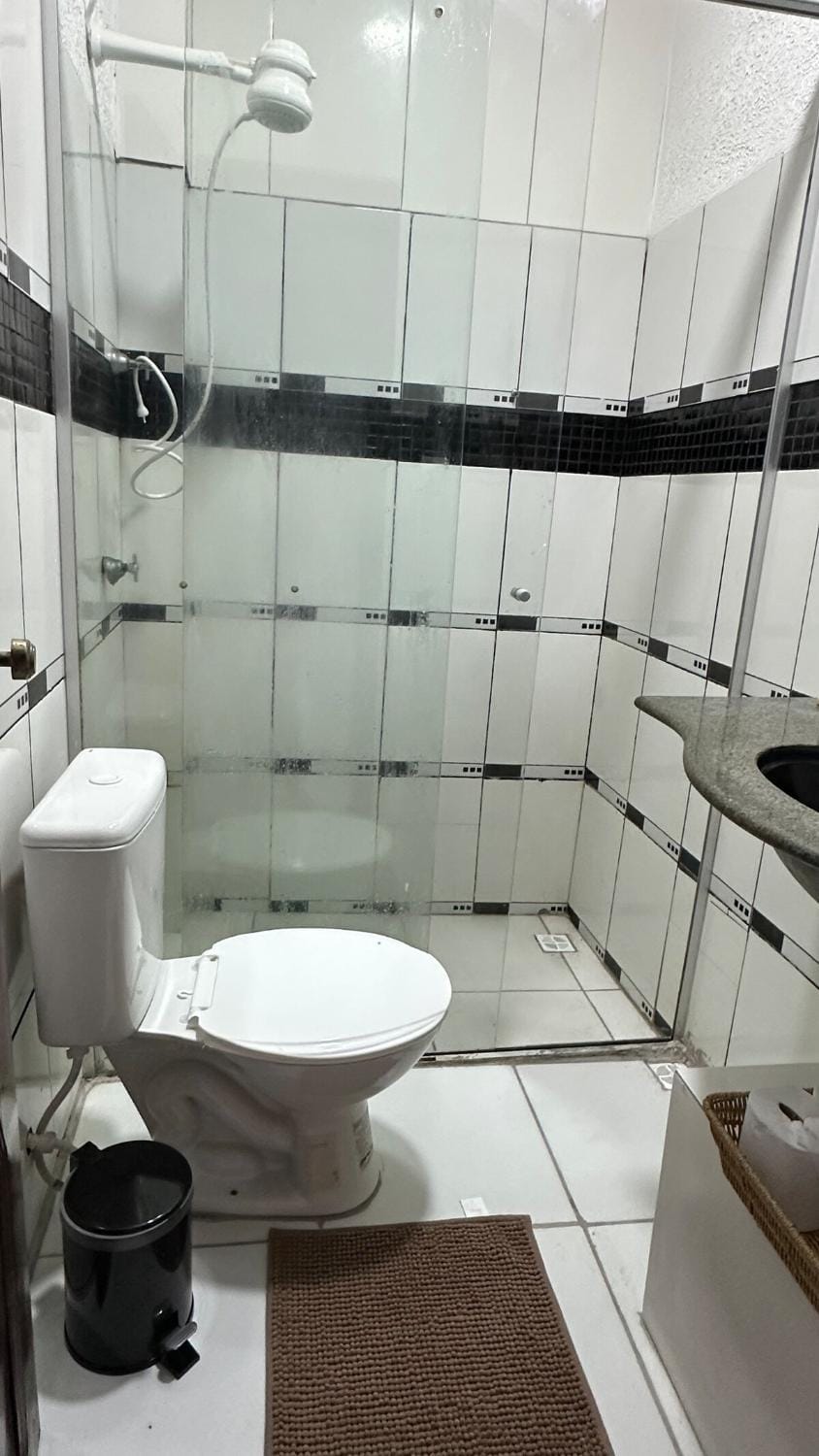 Shower, Bathroom, towels