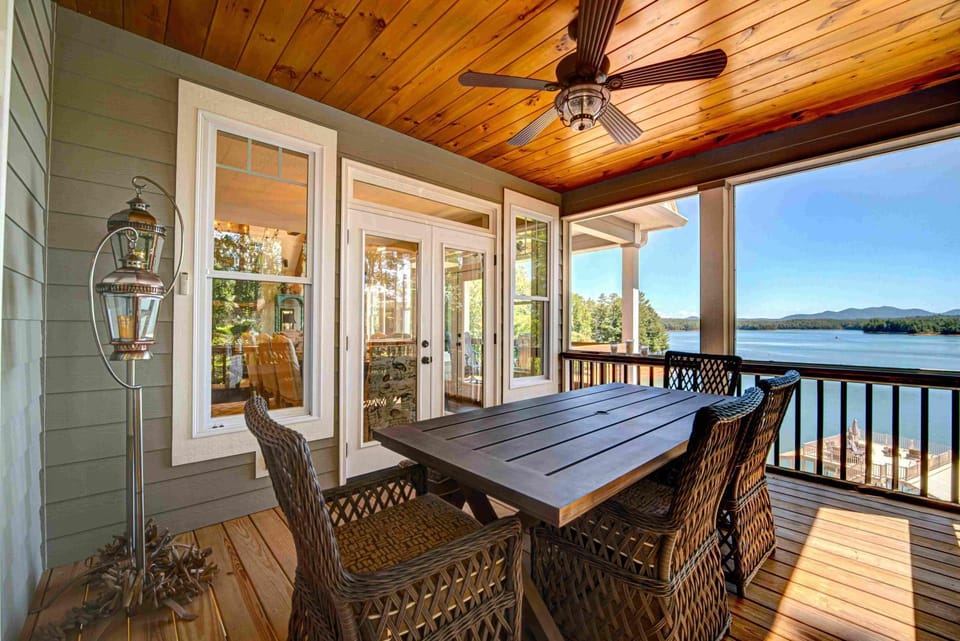 Patio, Day, Natural landscape, View (from property/room), Balcony/Terrace, Dining area, Lake view, fireplace