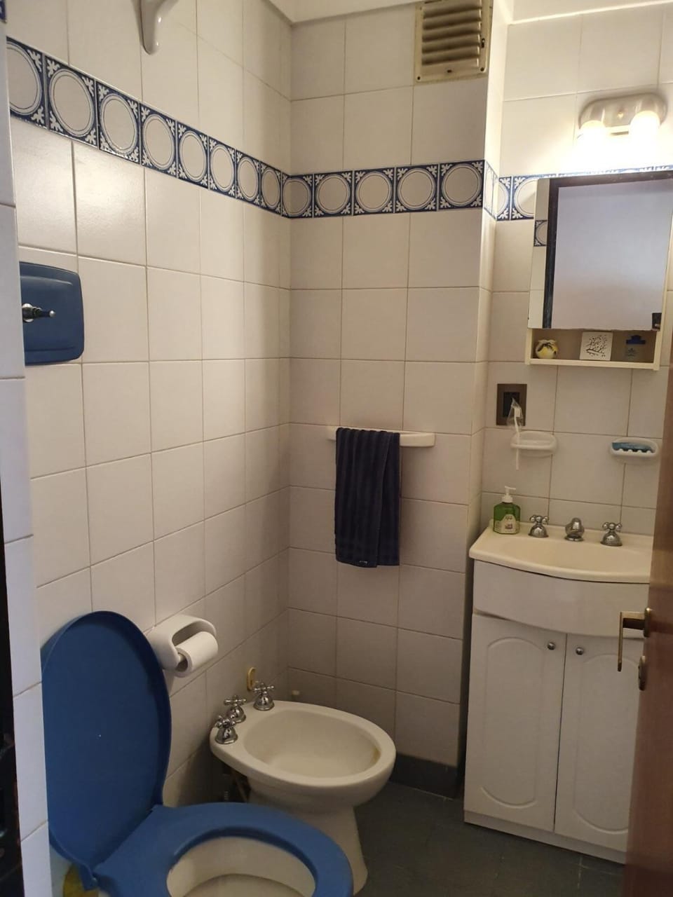 Bathroom, bidet
