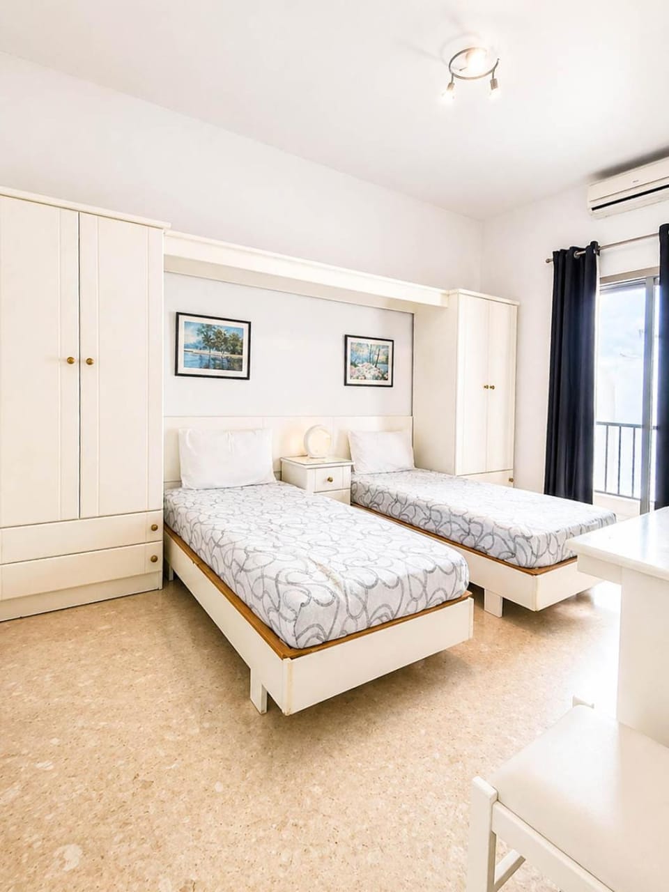 Bed, Photo of the whole room, Bedroom, wardrobe