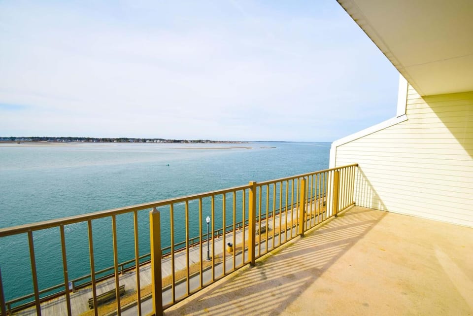Crab Cove On The Bay 406 Apartment in Ocean City