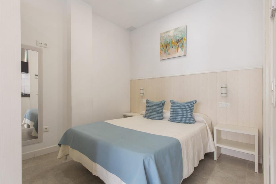 Living room, Bedroom