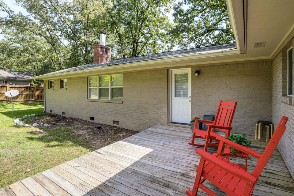< 1 Mi to Ole Miss & The Grove! Charming Getaway House in Oxford