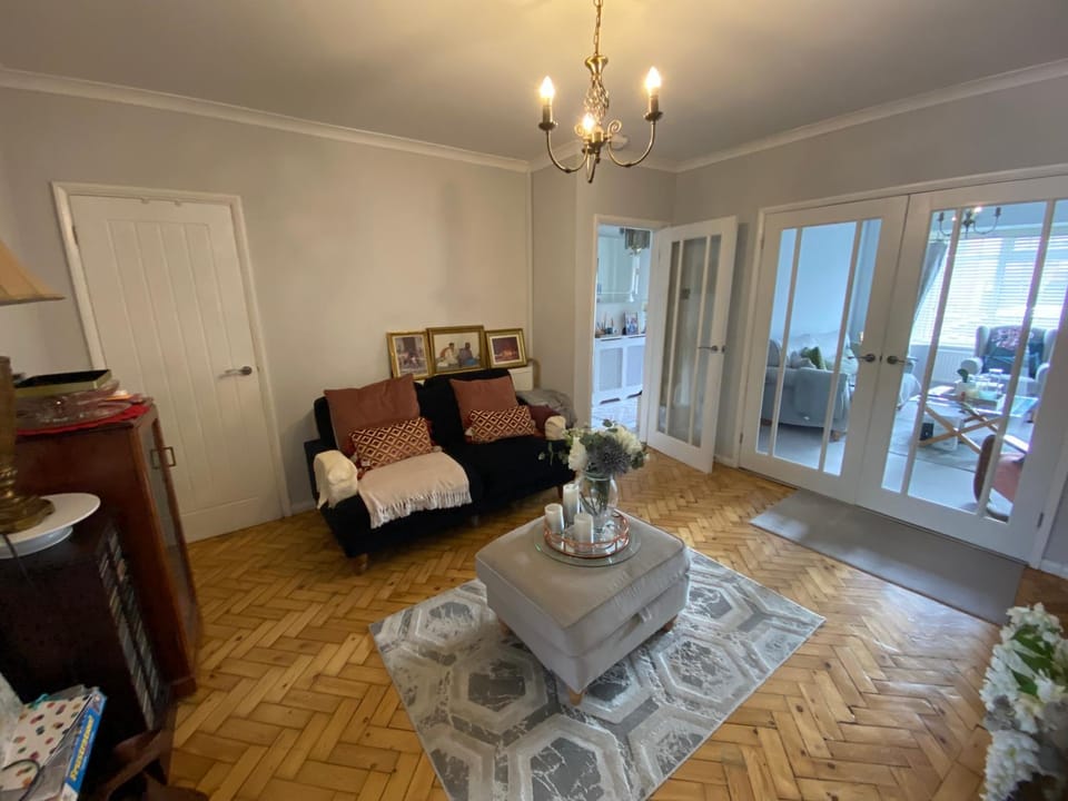 Modern home in Cardiff City Centre Vacation rental in Cardiff