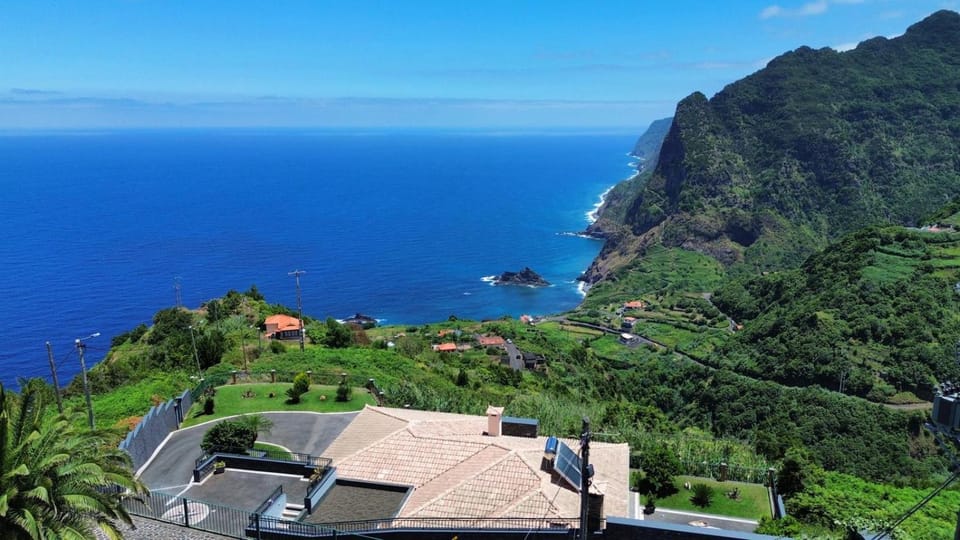 Off site, Natural landscape, Bird's eye view, Mountain view, Sea view