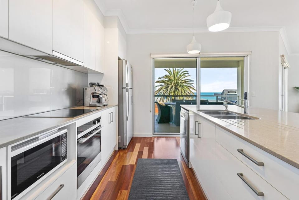Boomer View House in Port Elliot